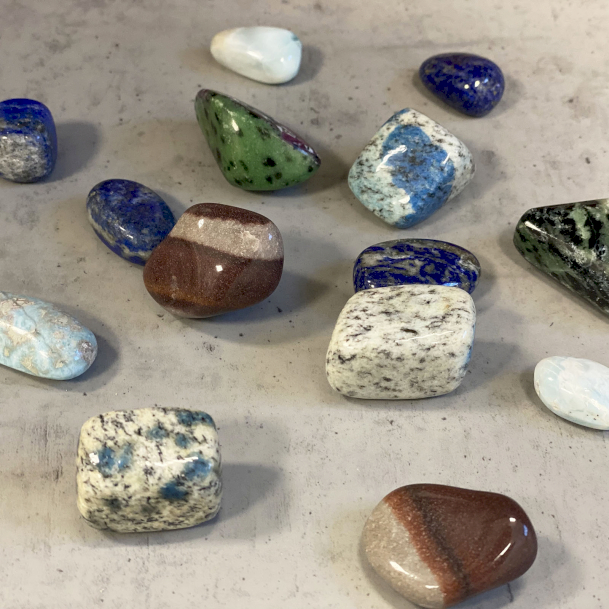 premium tumble stones wholesale