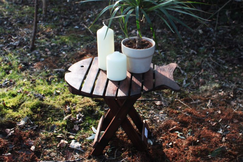 Folding Fish Chair - Dark Wood