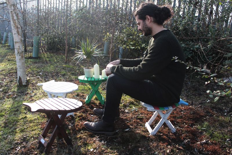 Folding Fish Chair - Dark Wood