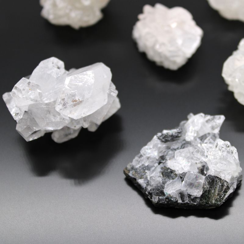 Set of 6 White Appophyllite Clusters 20-30mm