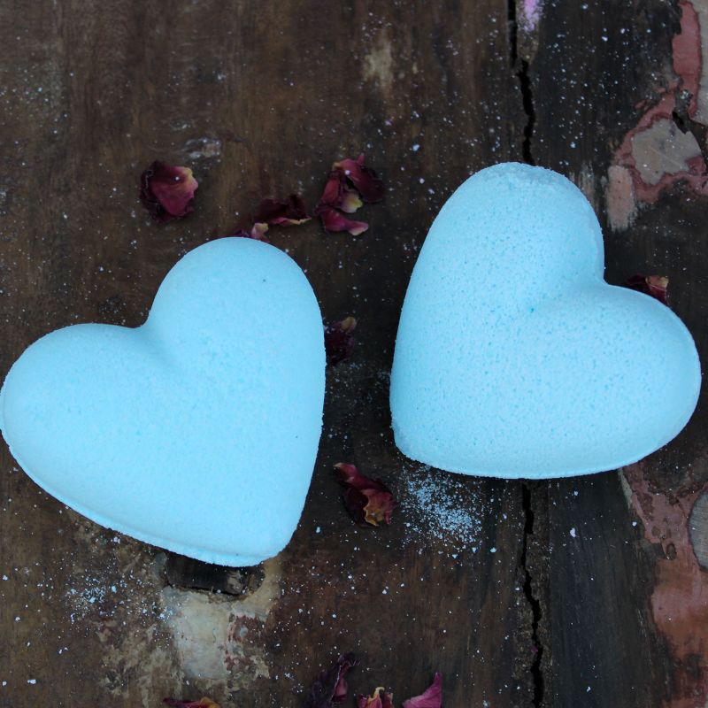 Love Heart Bath Bomb 70g - Baby Powder