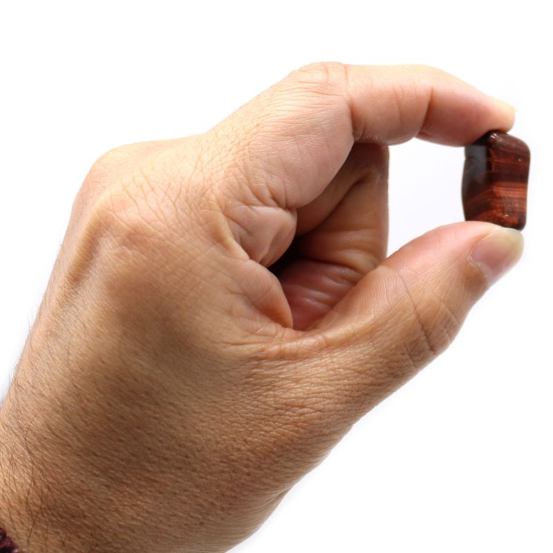 M Tumble Stone - Red Tiger Eye