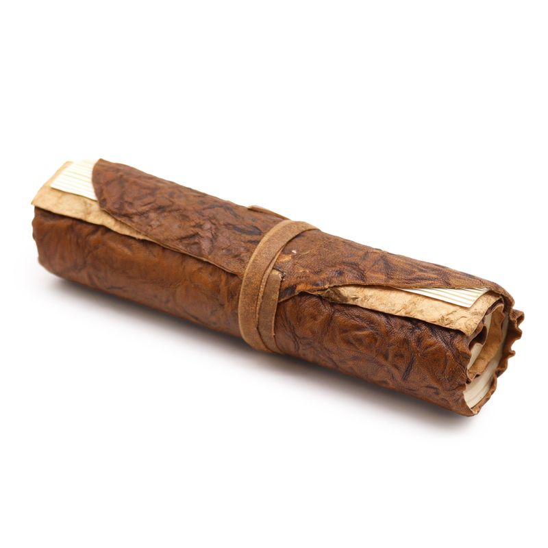 Rolled Leather Travel Notebook - 96 pages - Natural 6x8"