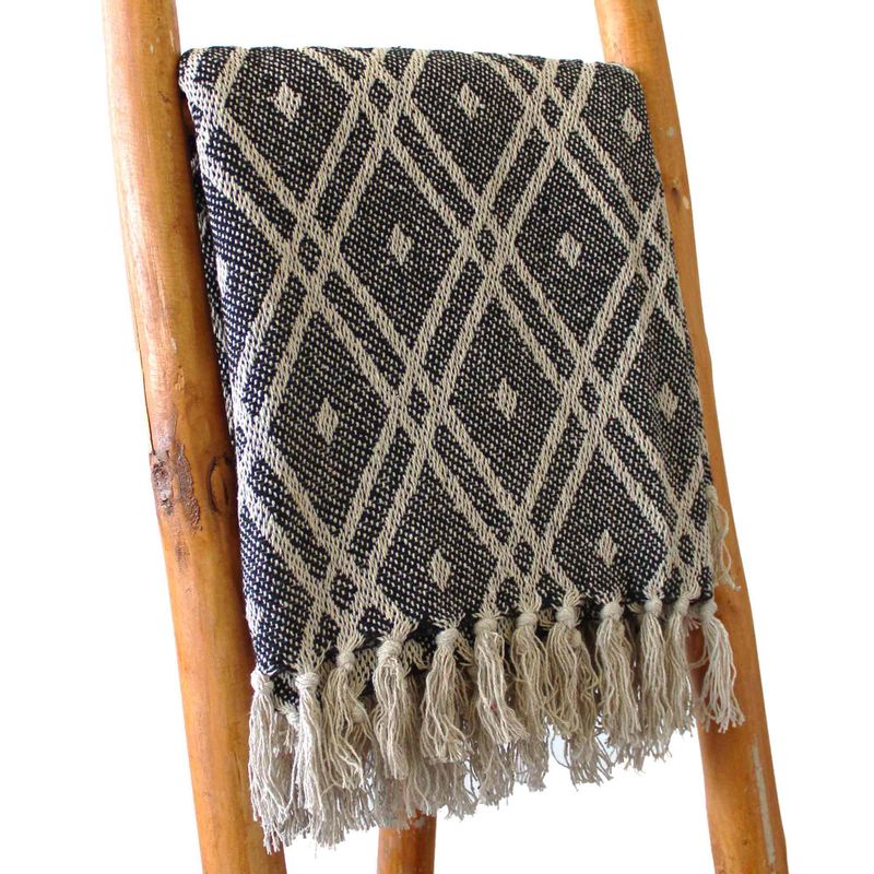 Boho Comfort Throw - 125x150cm - Black & Biege Regency