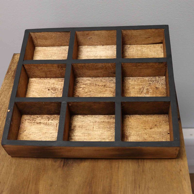 Display Tray - 9 (3x3) Compartments