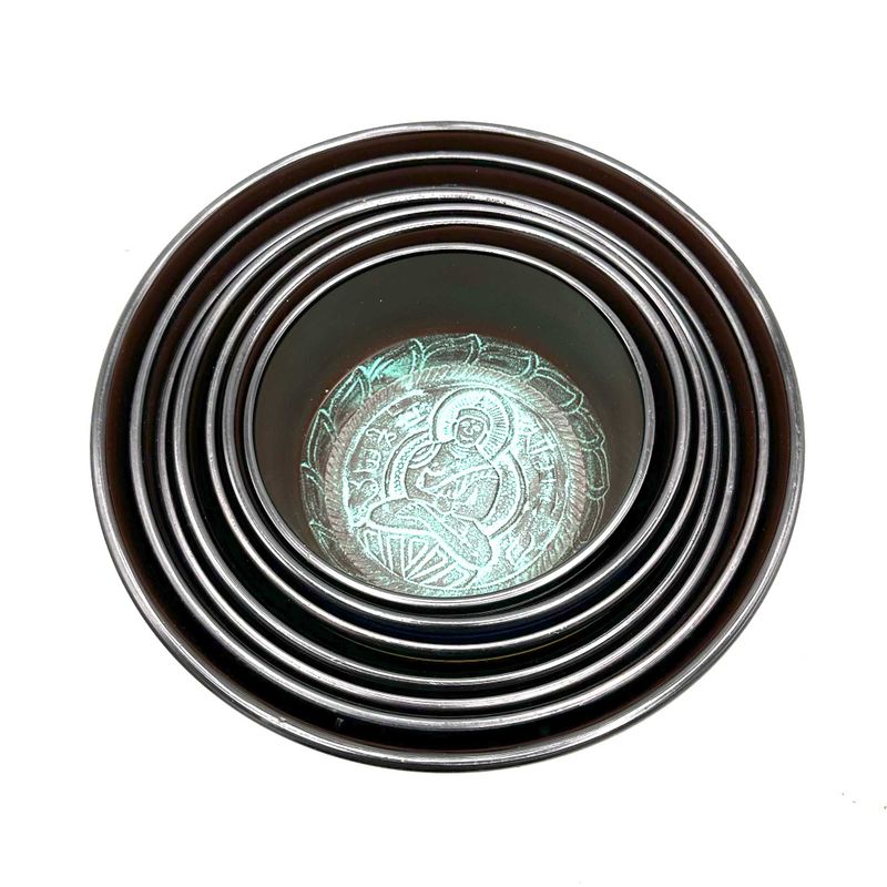Small Chakra Set of Seven Singing Bowls (13.5-23cm)