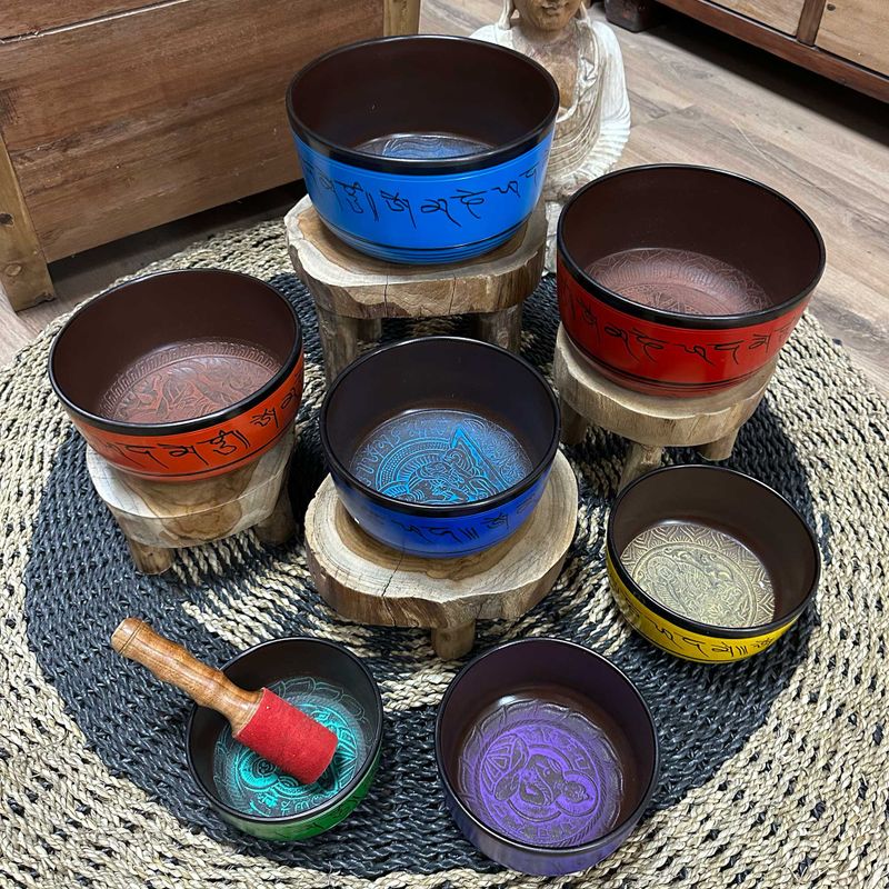 Small Chakra Set of Seven Singing Bowls (13.5-23cm)