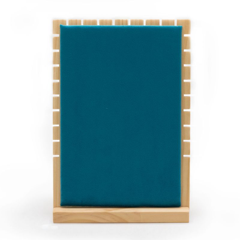 Wide Flat Necklace Display 28x18x9cm