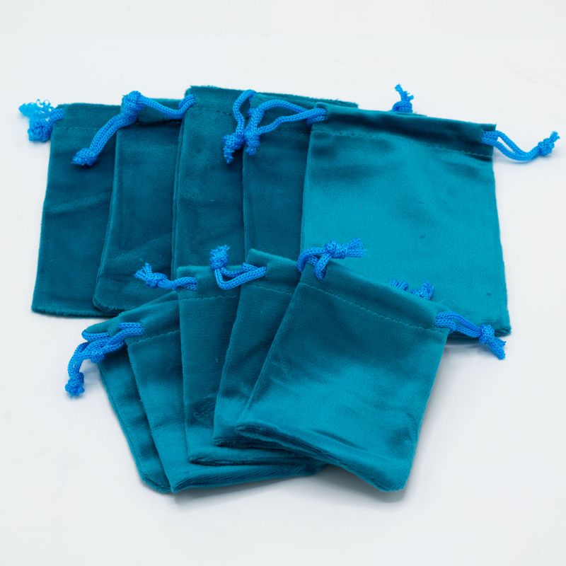 Small Velvet Pouch 7x9cm