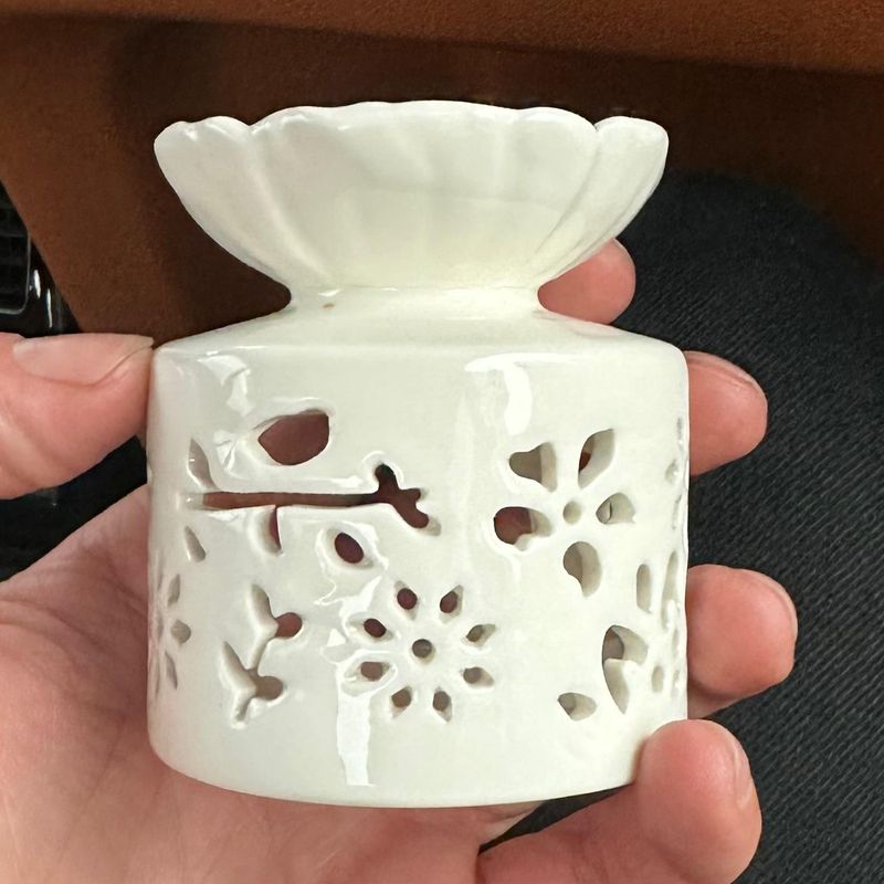 Agnes+Cat Oil Burner - Birds and Flowers