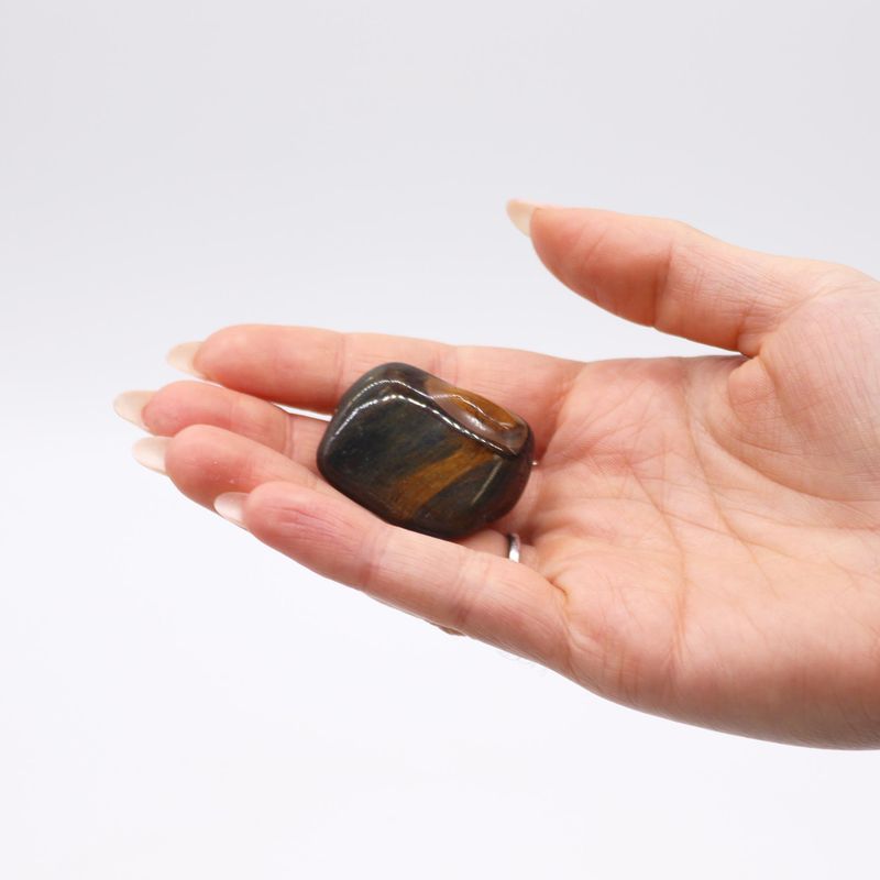 African Gemstone Tigers Eye - Blue - Size 7 - 26mm (KG)