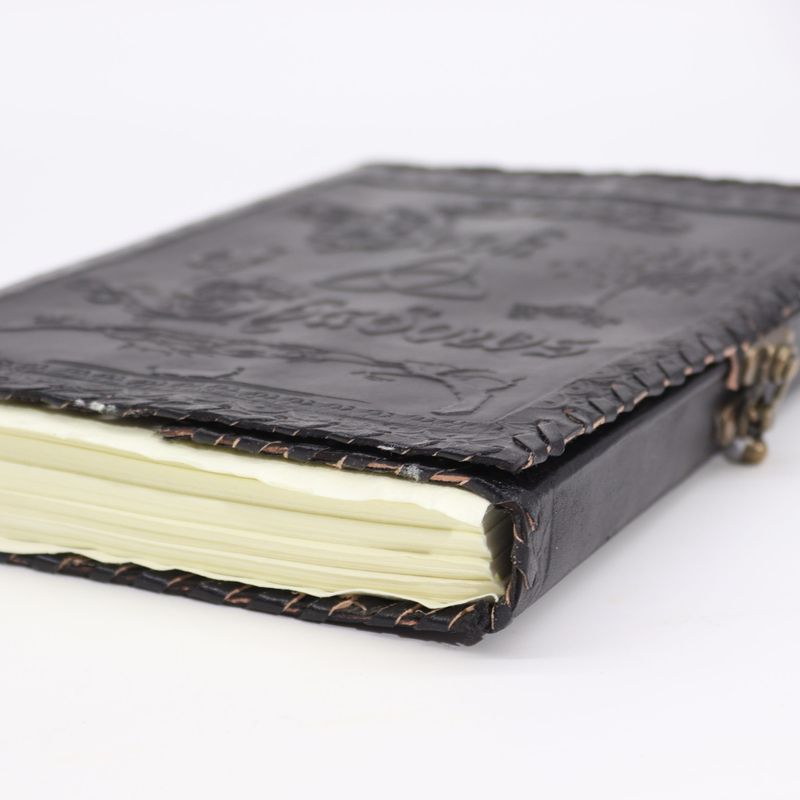 Large Book of Shadows - Black - 200 pages decle-edged - 9.8x7"