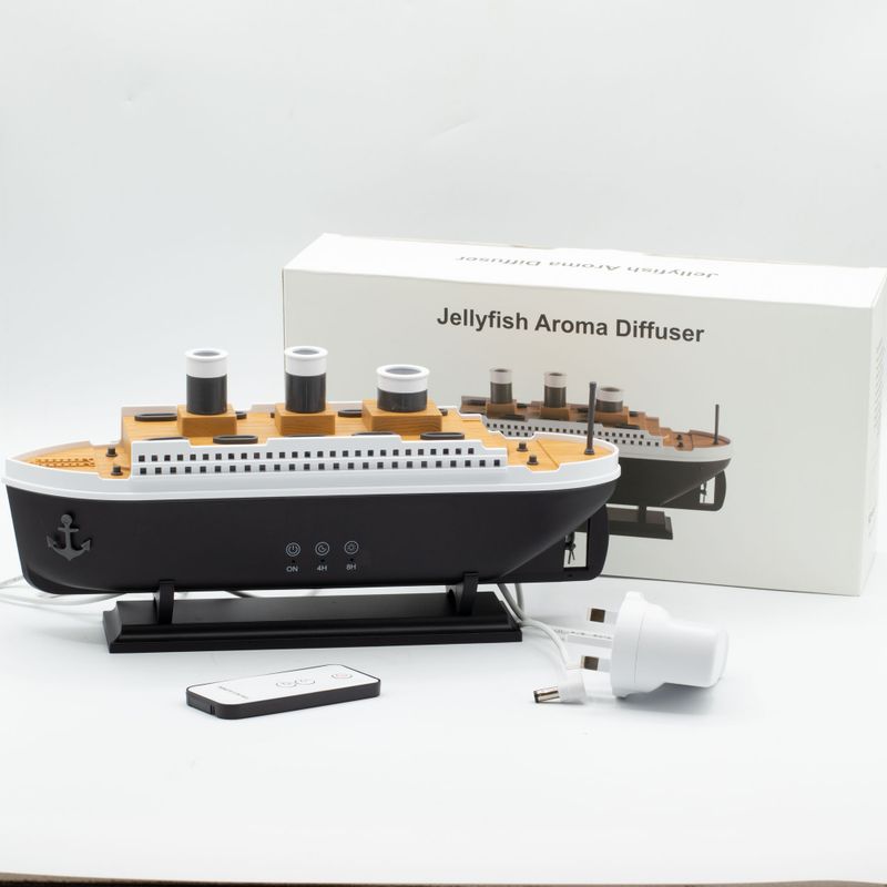 Titanic Ship Model - Puff Effect - Colour Change - Remote