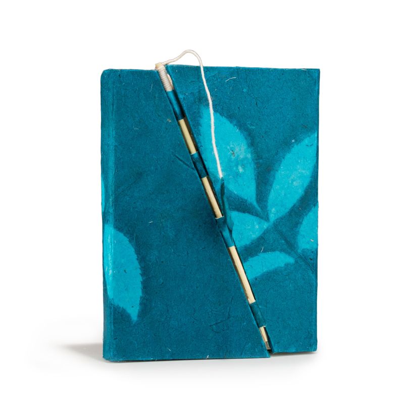 Med Lokta Bold Floral Bamboo Lock Notebook (15x12cm) - 45 leafs - Midnight Blue