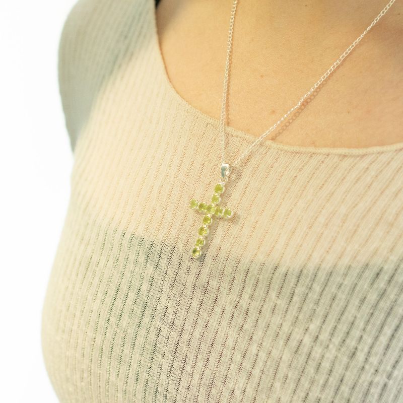 Indian Devotional Pendants - Silver Plated (45cm Chain)- Peridot Crucifix