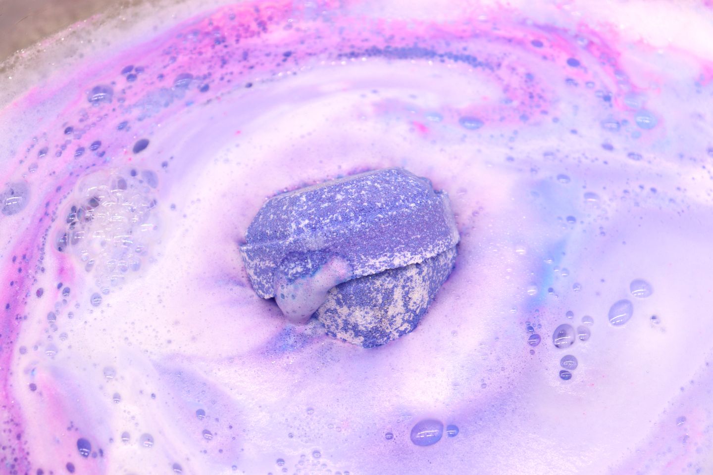 Gemstone Bath Bomb