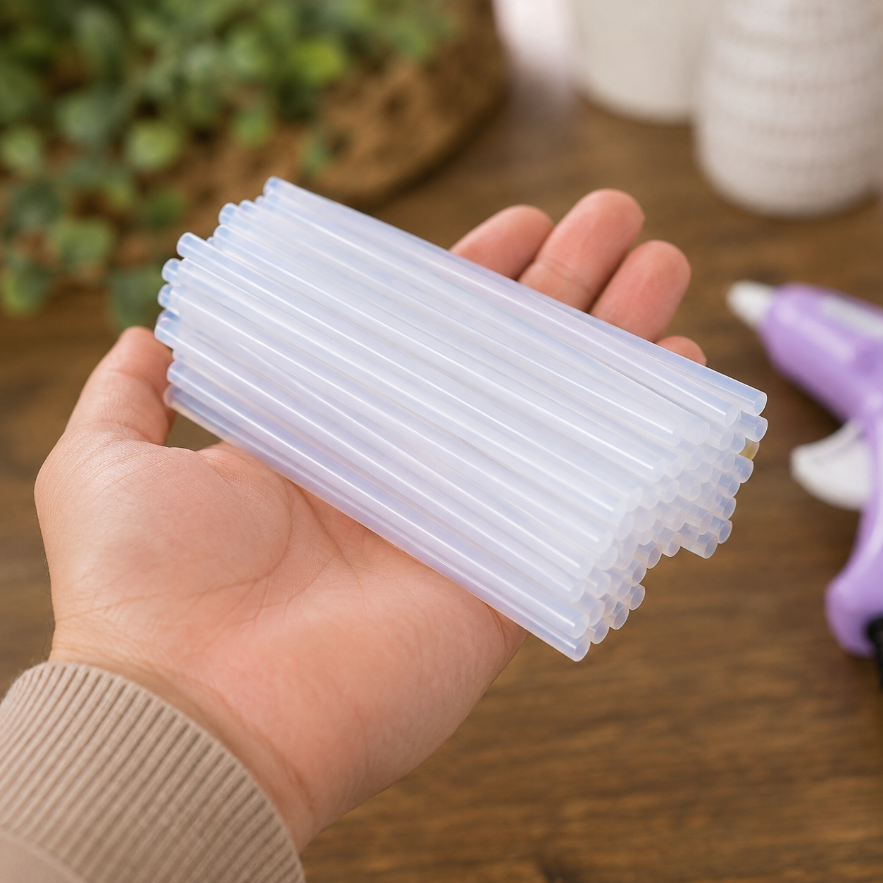 Hot Glue Guns & Glue Sticks