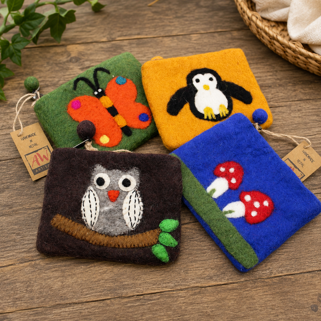 Natural Felt Zipper Pouch
