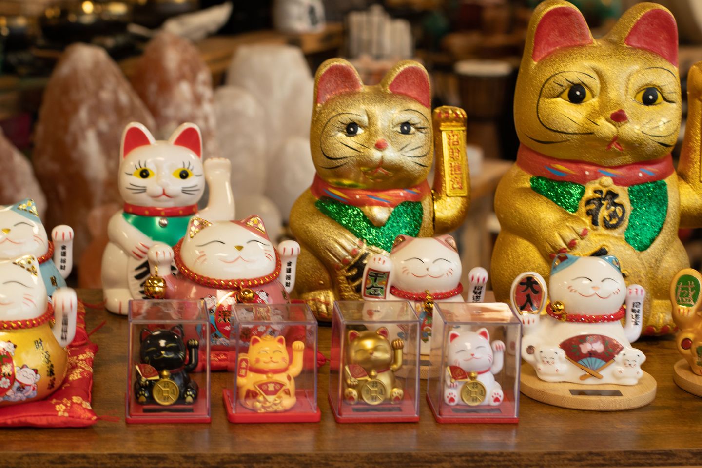 Lucky Waving Chinese Cats