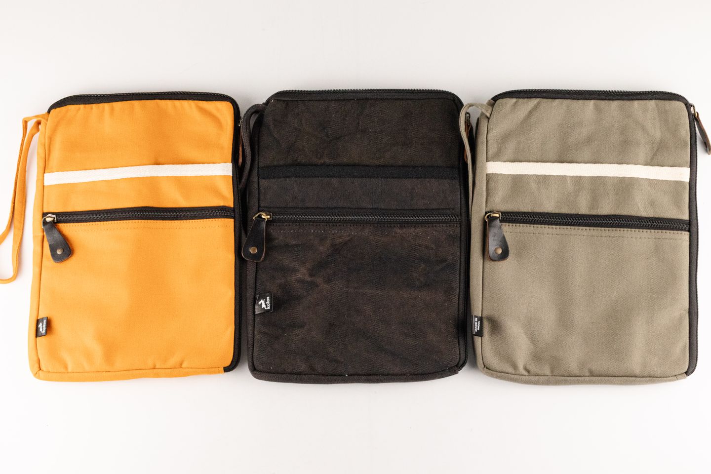 Laptop & Tablet Pouches