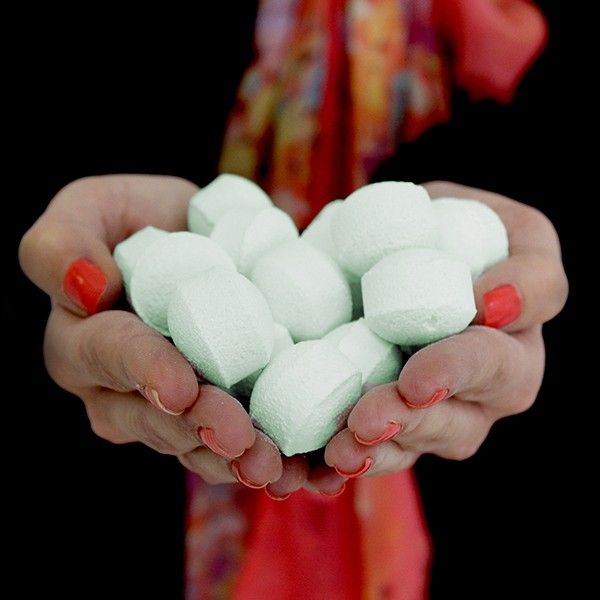 1.3kg Chill Pills Mini Bath Bombs - Mango