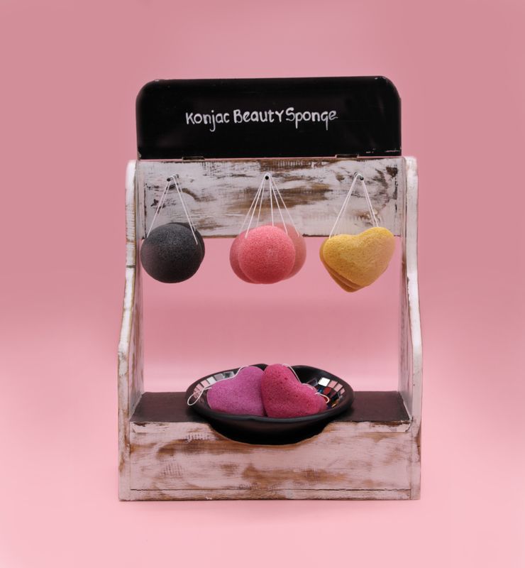 Konjac Sponge Display Stand