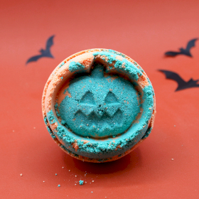 16x Fennel & Orange Halloween Bath Bomb