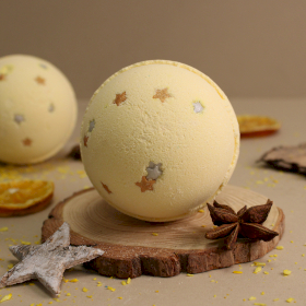 16x Christmas Star Bath Bomb - Marzipan