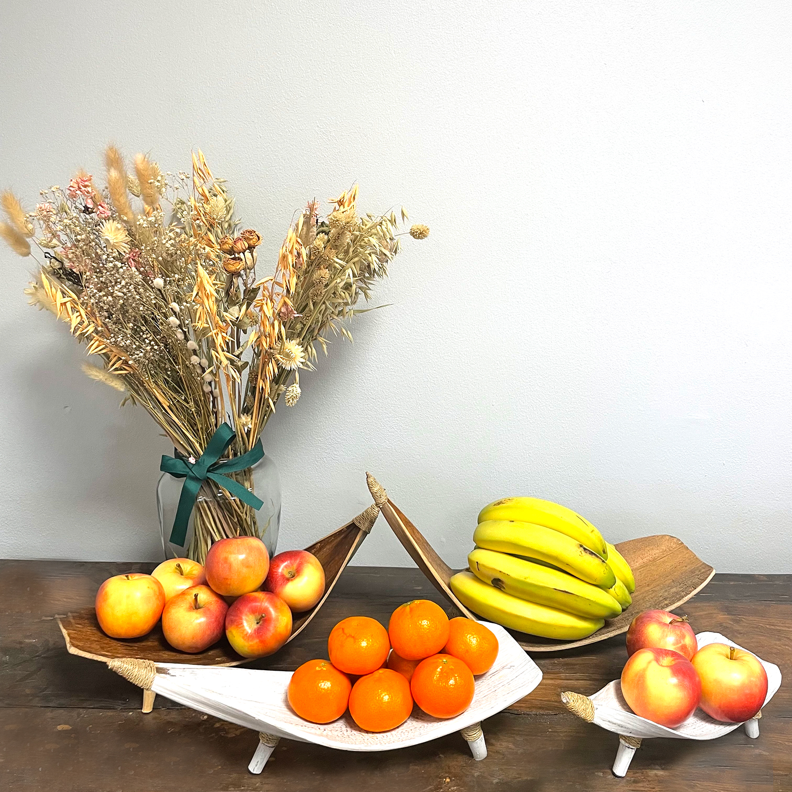 Wholesale Coconut Fruit Leaf Sets