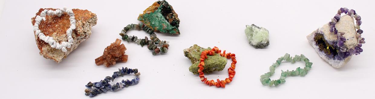AW Wholesale Chip Stone Bracelets