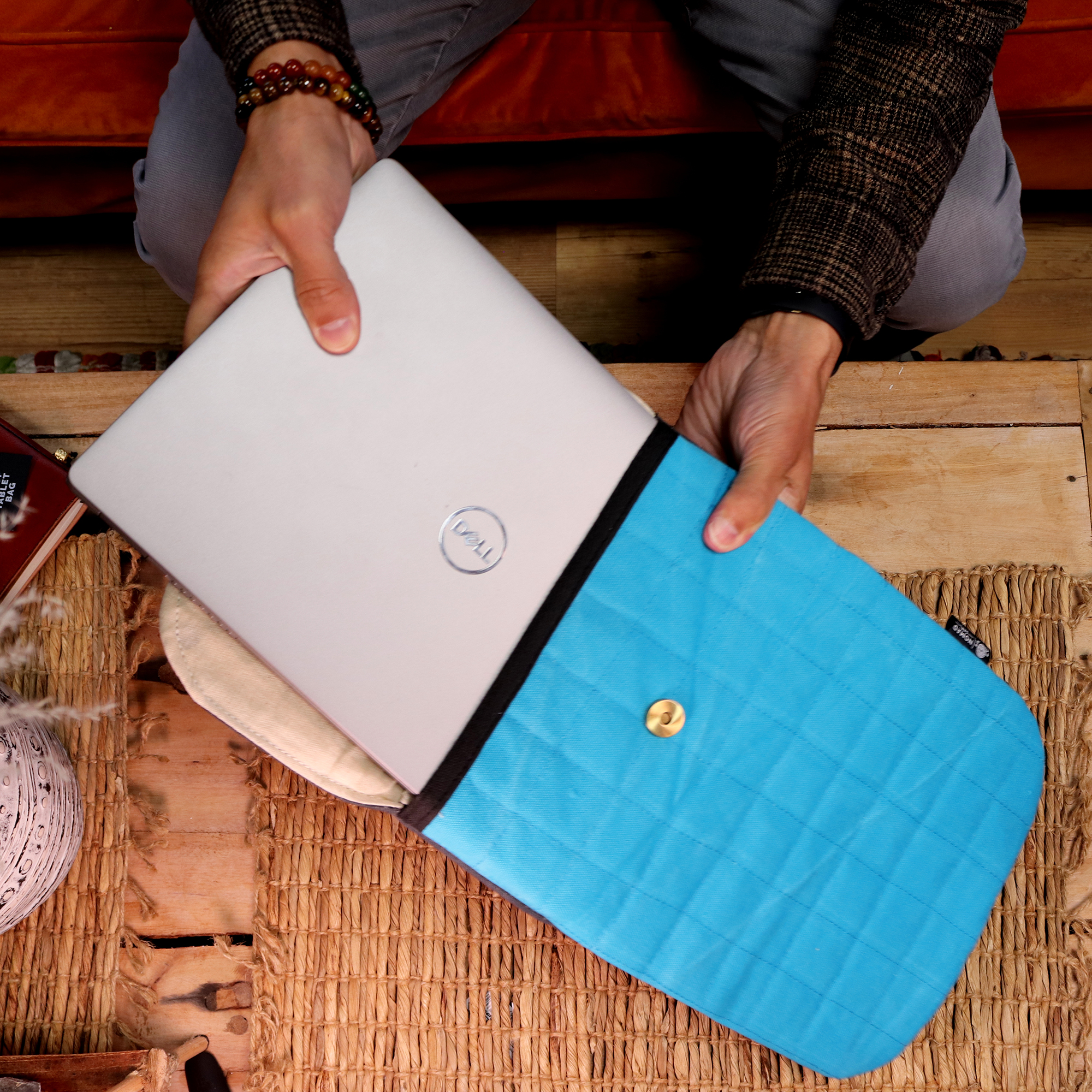 Wholesale Nomad Sari Padded Laptop & Tablet Pouches
